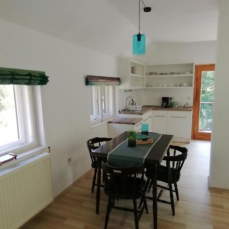 Appartement Waldhaus Pat à Galambok Extérieur photo
