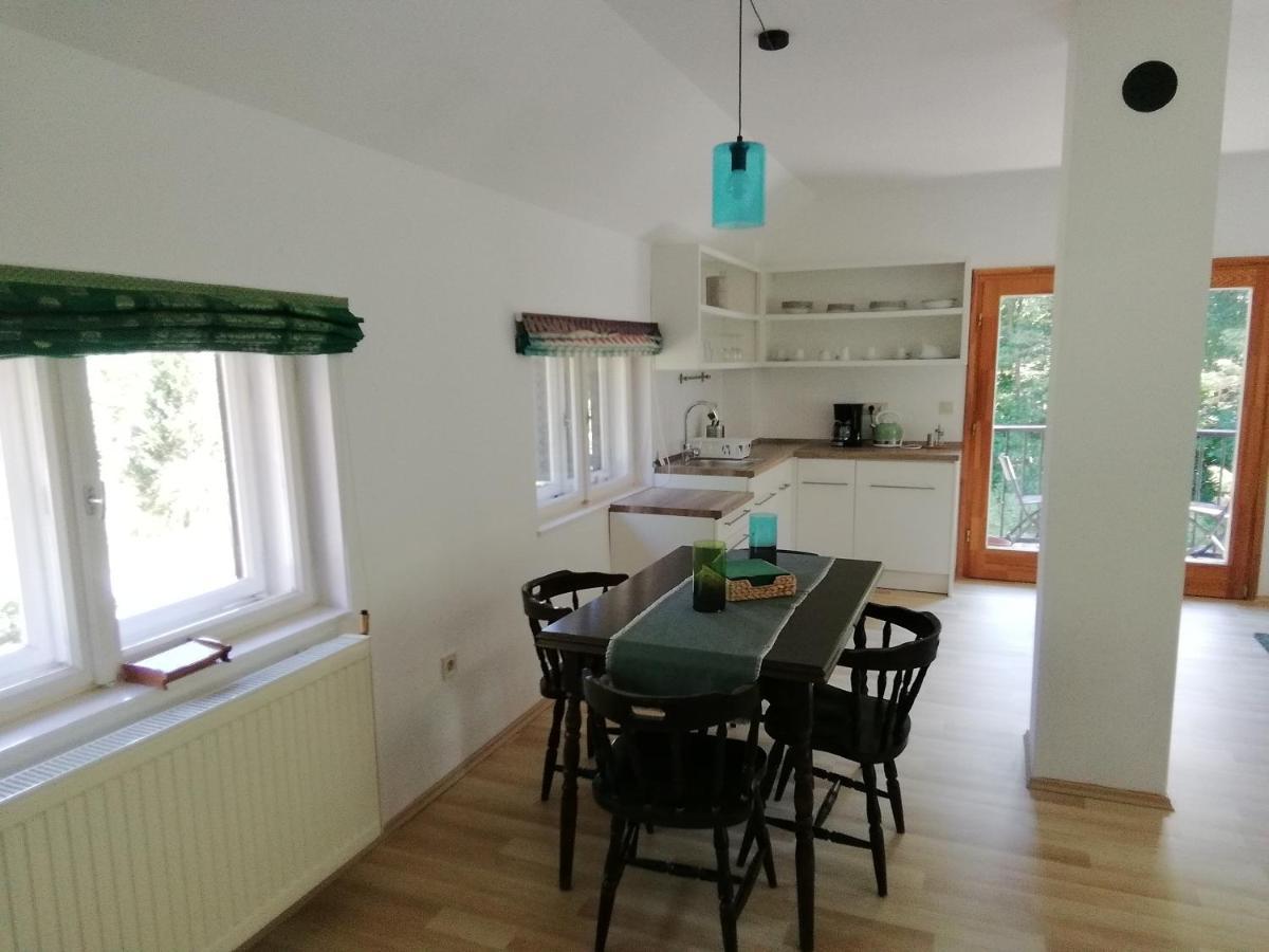 Appartement Waldhaus Pat à Galambok Extérieur photo